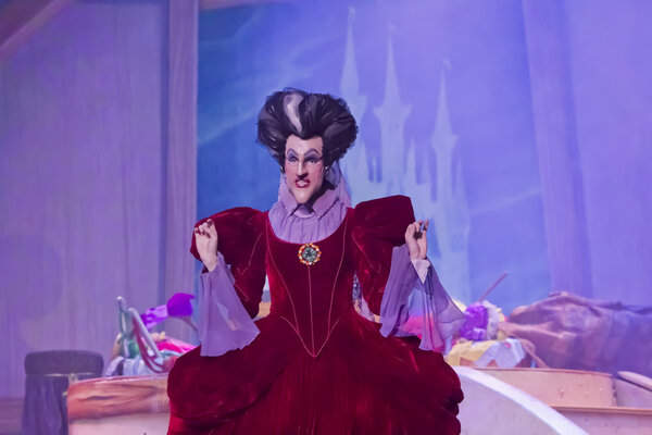 Злая мачеха Золушки
