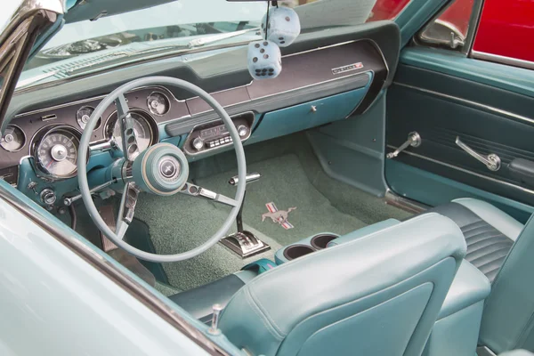 1967 Aqua Ford Mustang Interno — Foto Stock