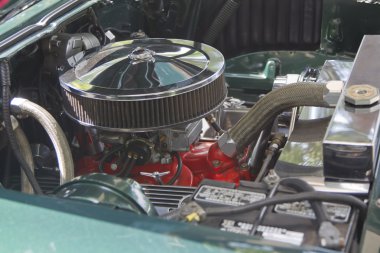 1957 Chevrolet yeşil araba motoru