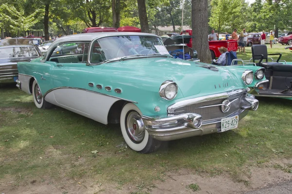 1956 aqua de buick azul — Fotografia de Stock