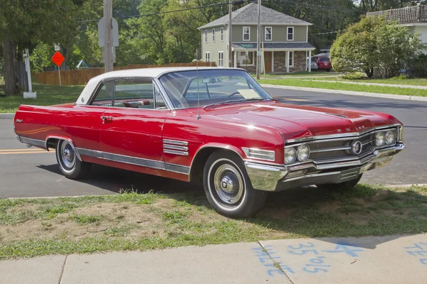 Vintage rode buick — Stockfoto