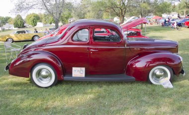 1940 ford çift yan görünüm