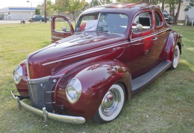 1940 Ford Deluxe