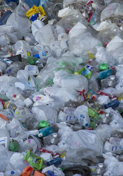 Pile de matières plastiques recyclables — Photo
