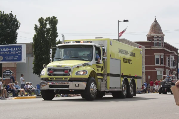 Navarino Lessor Tender 711 Fire Department Truck Front View — Stock Photo, Image