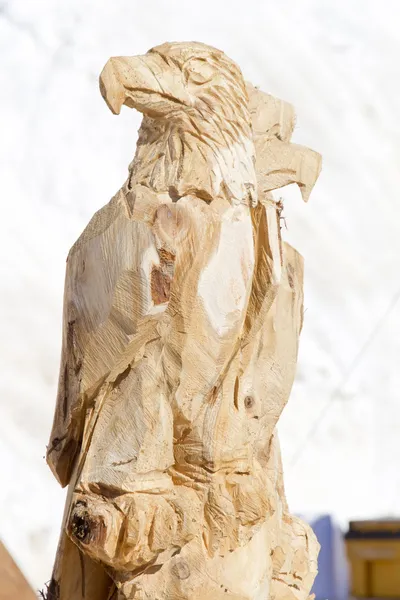 Two Bald Eagles wood carving — Stock Photo, Image