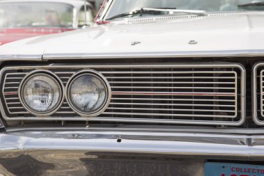 1968 ford galaxie milwaukee polis araba farlar