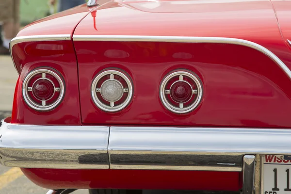 1961 Rosso Chevy Impala Coda Luci — Foto Stock
