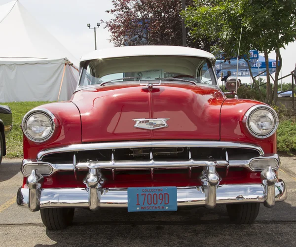 1954 Chevy Bel rojo Vista frontal del aire —  Fotos de Stock