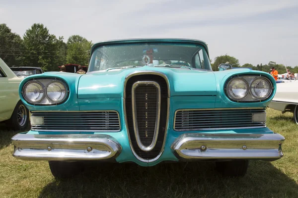 1958 Blue Edsel Citation Vista frontal — Fotografia de Stock