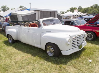 Beyaz studebaker Cabrio