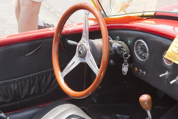 1964 interior rojo de shelby cobra — Foto de Stock