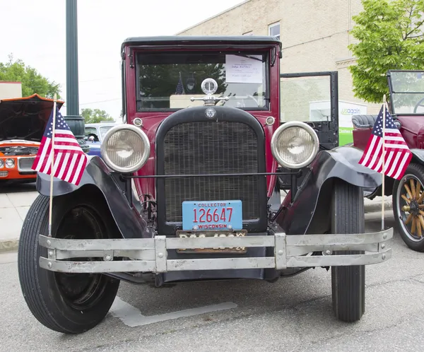 1924 Red Dodge veljekset Touring Car — kuvapankkivalokuva