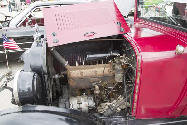 1924 Red Dodge Brothers Touring Car Engine — Stock Photo, Image