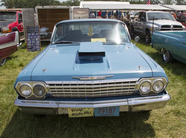 1962 chevy 2 dörrars impala framifrån — Stockfoto