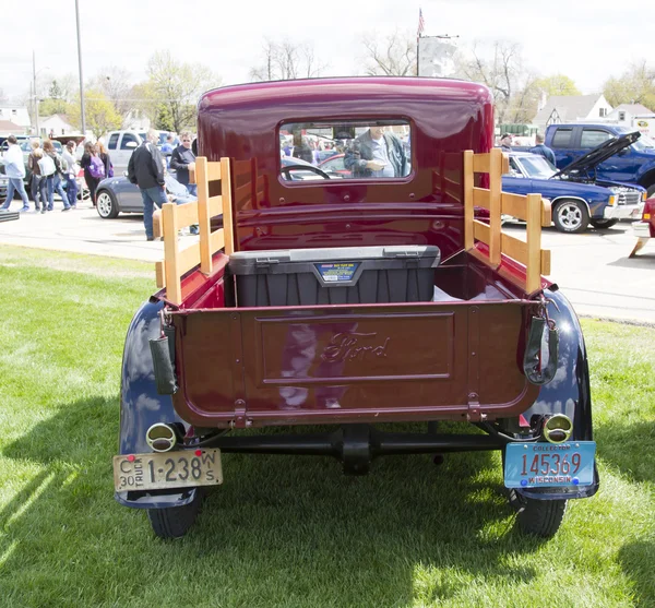 1930 ford kamyonetin arka görünüm — Stok fotoğraf