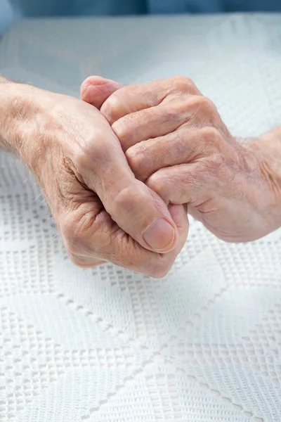 Old man's hands — Stock Photo, Image