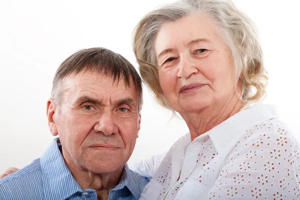 Closeup portret van de bejaarde echtpaar glimlachen — Stockfoto