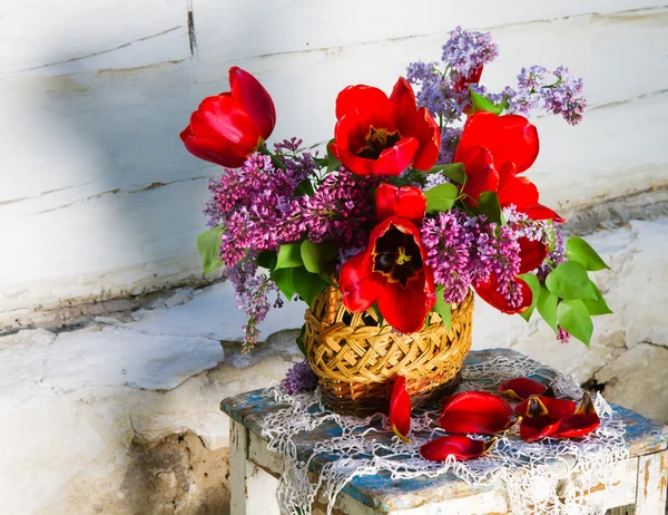 Bela composição de flores — Fotografia de Stock
