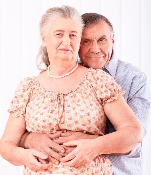 Retrato de close-up de casal de idosos sorridentes — Fotografia de Stock