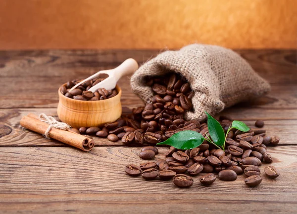 木质部咖啡豆 — 图库照片
