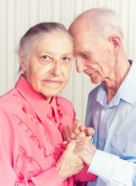 Senior Man, Mulher com o seu em casa . — Fotografia de Stock