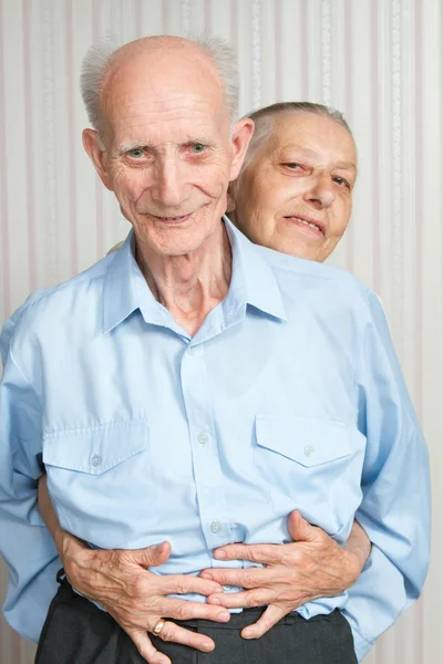 Old people holding hands. Closeup. — Stock Photo, Image