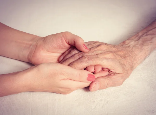 Händer äldre man. — Stockfoto