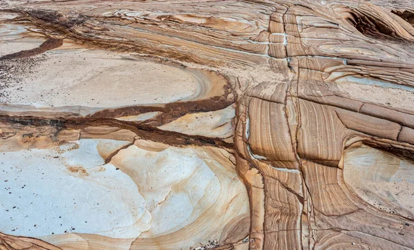 Avusturalya 'da kumtaşı kaya oluşumunda loklama