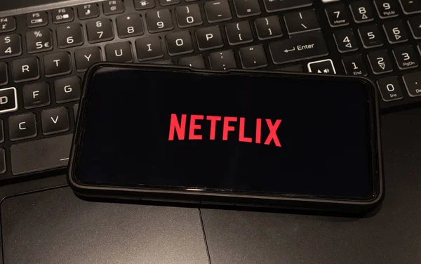 Netflix Logo Mobile Phone Sydney Australia July 2022 — стоковое фото