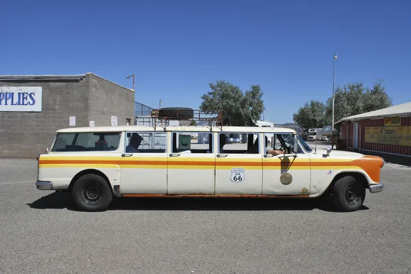 Oude limousine — Stockfoto