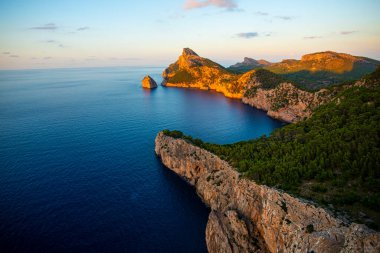 Yalı batımında güzel görünümü