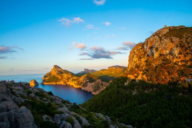 Yalı batımında güzel görünümü