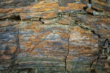 Çatlakları ve çizikleri olan eski taşın dokusu 