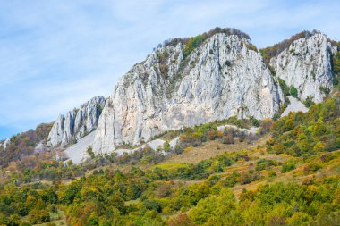 Dağların güzel manzarası