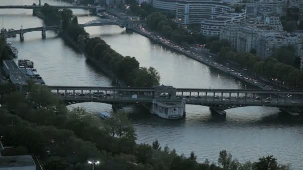 River Seine and the bridges in Paris — Stock Video