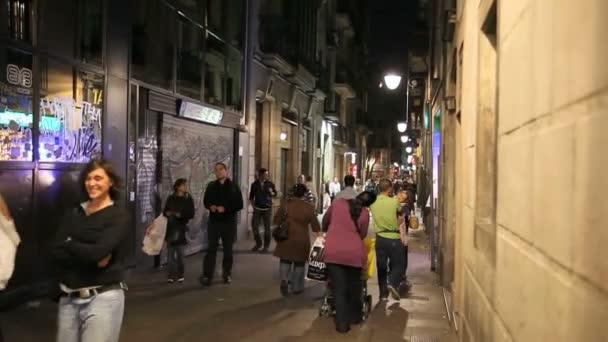 Gasse in barcelona — Stockvideo