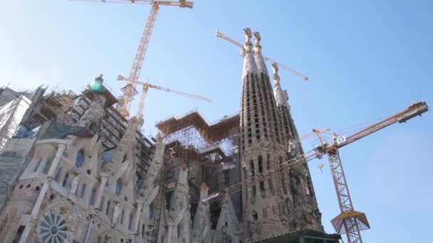 Il restauro del Tempio Expiatori de la Sagrada Familia a Barcellona — Video Stock