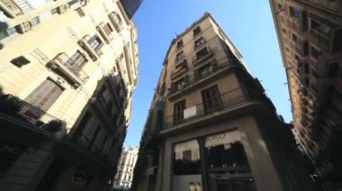 Barcelona'da yüksek binalar