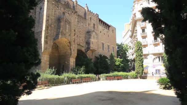 De binnenplaats van het kasteel in barcelona — Stockvideo