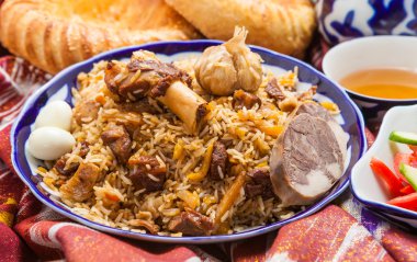 Özbek Ulusal Gıda geleneksel kumaş adras