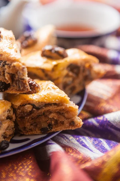 Özbek Ulusal Gıda geleneksel kumaş adras