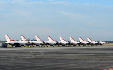 Bize hava kuvvetleri thunderbirds Miami'de gelmesi