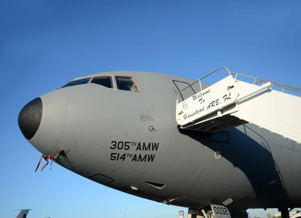 Bize güç yakıt tankeri jet hava — Stok fotoğraf