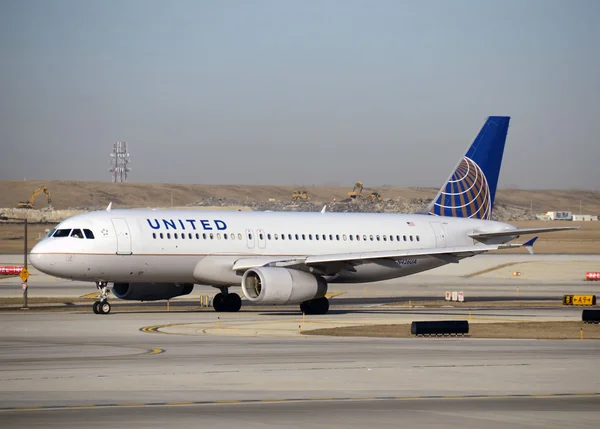 United Airlines Airbus A-320 — Stock Photo, Image