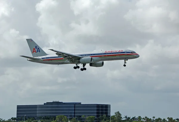 American Airlines Boeing 757 jet passeggeri — Foto Stock