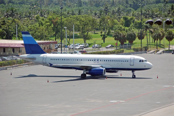 JetBlue airbus a-320 yolcu uçağı — Stok fotoğraf