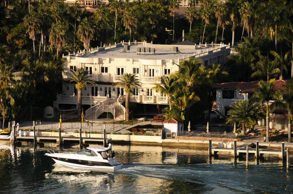 Luxe Vastgoed Aan Het Water Koop Miami Beach Florida Van — Stockfoto