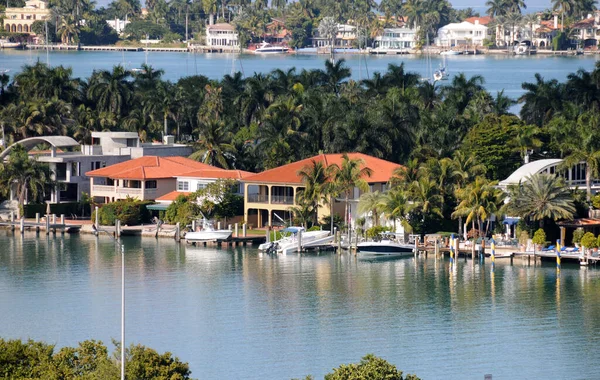 Luxe Huis Aan Het Water Miami Beach Florida — Stockfoto