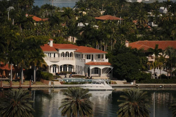 Propriedades Luxo Para Venda Waterfront Miami Beach Florida — Fotografia de Stock